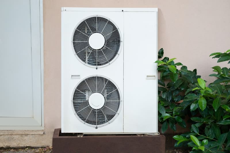 Why Your Whistler, AL Heat Pump Blows Hot Air in Cooling Mode